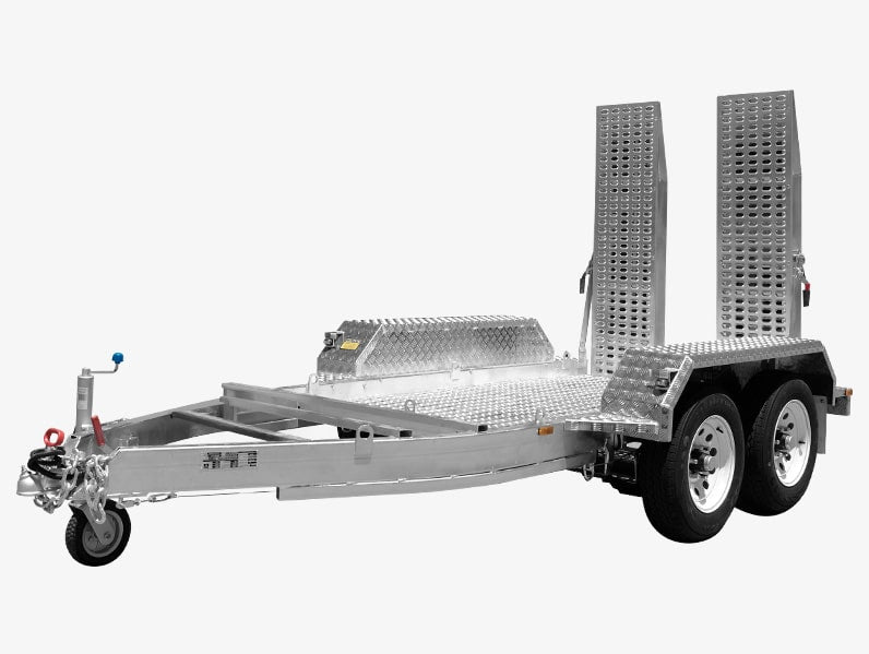 8×4 Scissor Lift / Plant Trailer – front three-quarter view